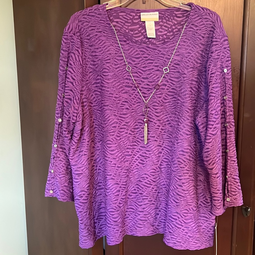 NEW!!  Alfred Dunner top